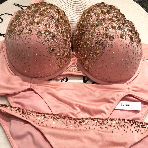 SOLD OUT on posh Canada ๐จ๐ฆ VS bikini bombshell embellished 34D&various bottoms - Picture 9 of 16
